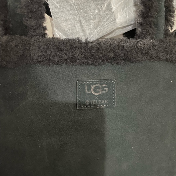 Medium Black Ugg X Telfar Bag - Picture 5 of 6